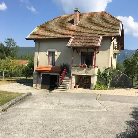 D'hotes Des Bauges Route 26 57 Bed & Breakfast