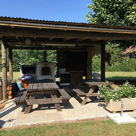 Bed & Breakfast D'hotes Des Bauges Route 26 57 *