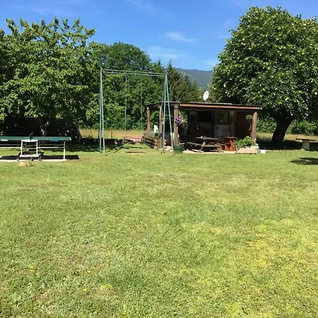 Bed & Breakfast D'hotes Des Bauges Route 26 57 *