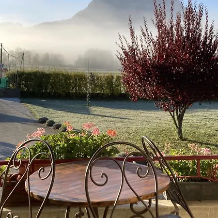 Bed & Breakfast D'hotes Des Bauges Route 26 57