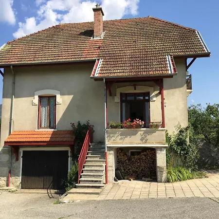 D'hotes Des Bauges Route 26 57 Bed & Breakfast La Motte-en-Beauges
